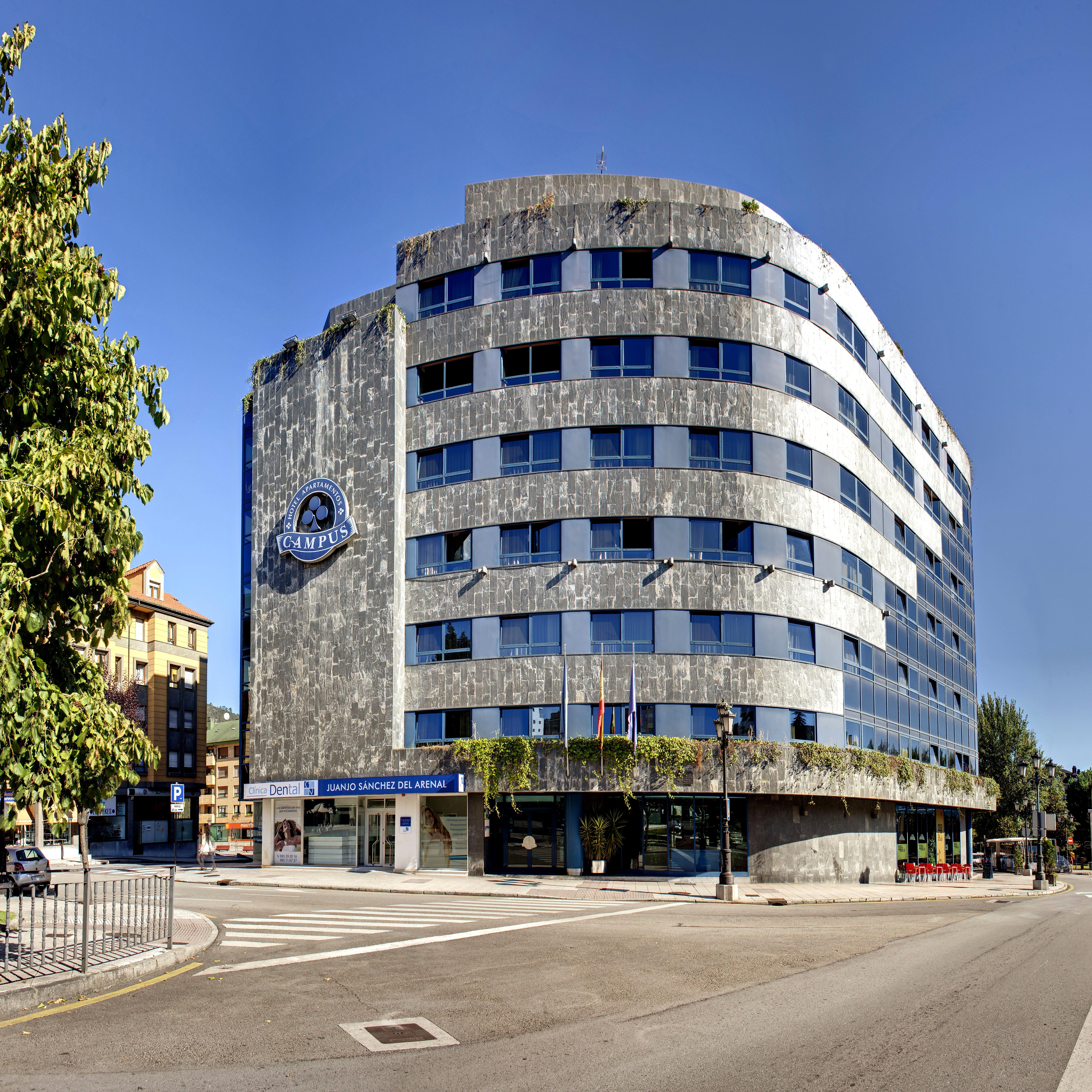 Aparthotel Campus Oviedo Exterior photo